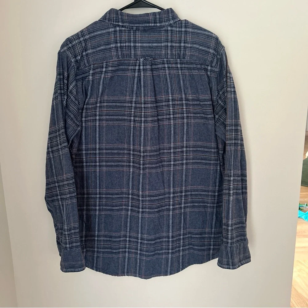 Eddie Bauer Long Sleeve Flannel Button Down Blue Shirt Size Large‎